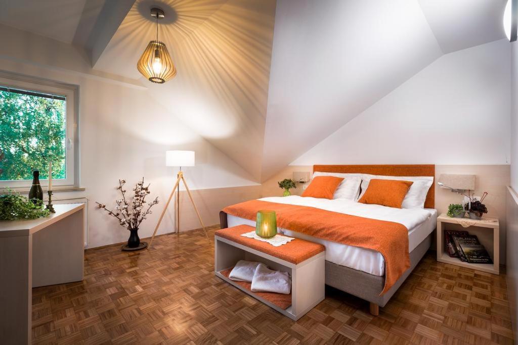 Hotel Gostilna Vovko ノヴォ メスト エクステリア 写真